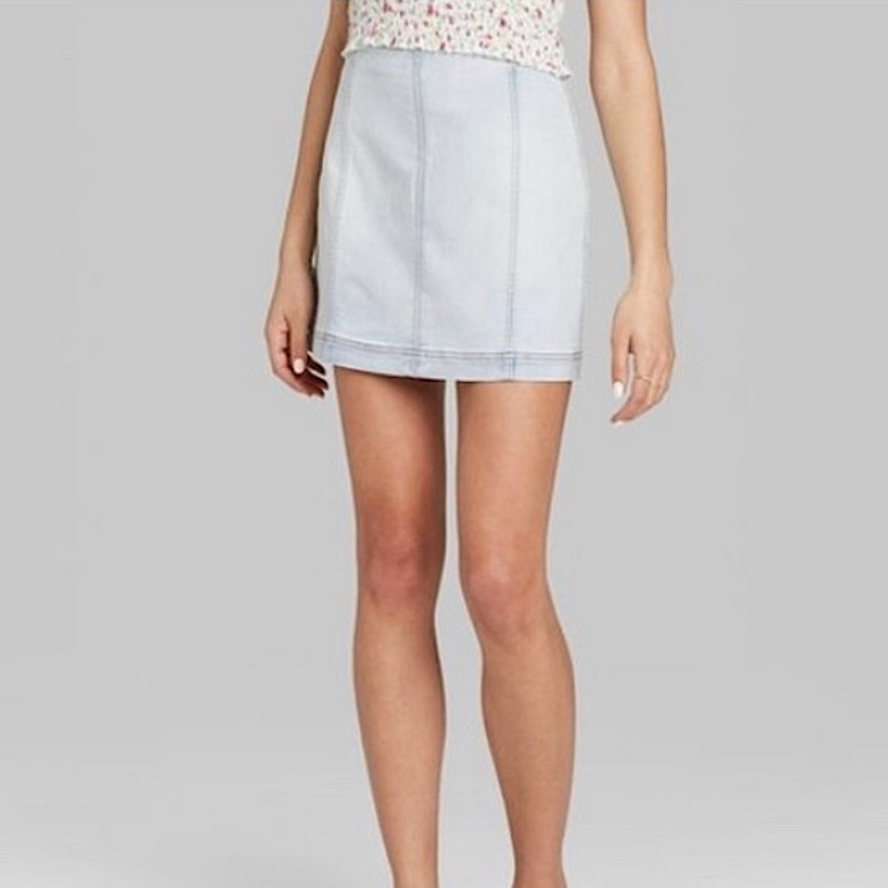 Wild Fable Women’s Light Blue Seamed Denim Mini Skirt Size 10